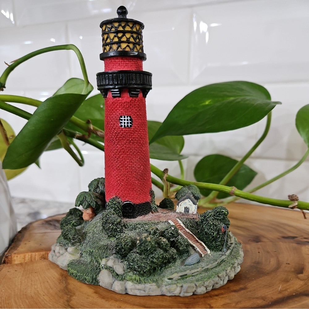 American Young "Jupter Inlet Light, Florida  House " # 1860  year 1996